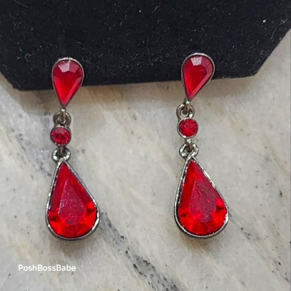 Givenchy Red Crystal Teardrop Dangle Earrings Silver Tone - Picture 1 of 6